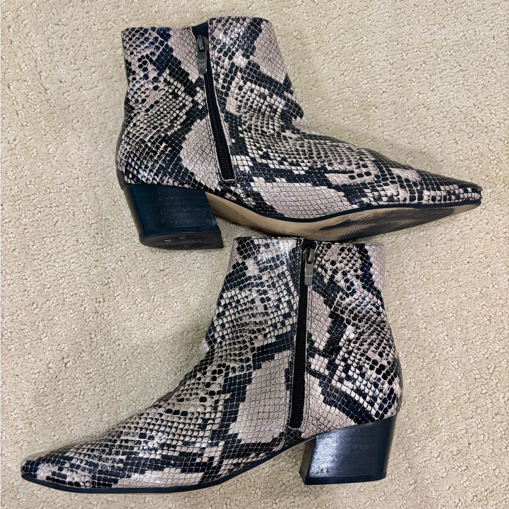 Marc Fisher Tammea Faux Snakeskin Western Fashion Ankle Boots - sz 9 - Picture 4 of 5